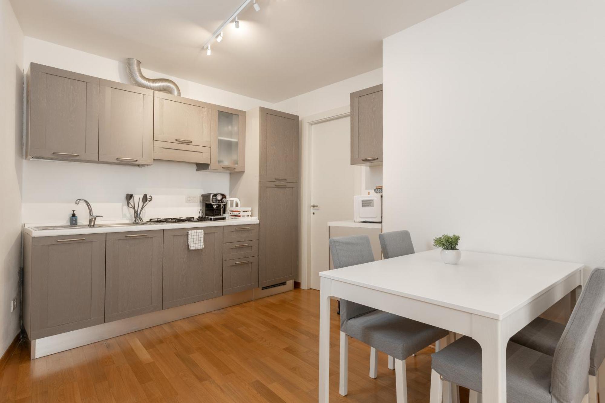 Suite Saba, Stile E Parcheggio In Centro A Trieste Exterior photo